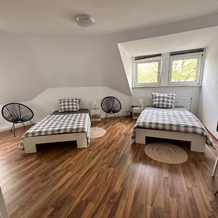 Zimmer Im Zentrum - In Der Naehe Zum Hauptbahnhof Paderborn Bagian luar foto