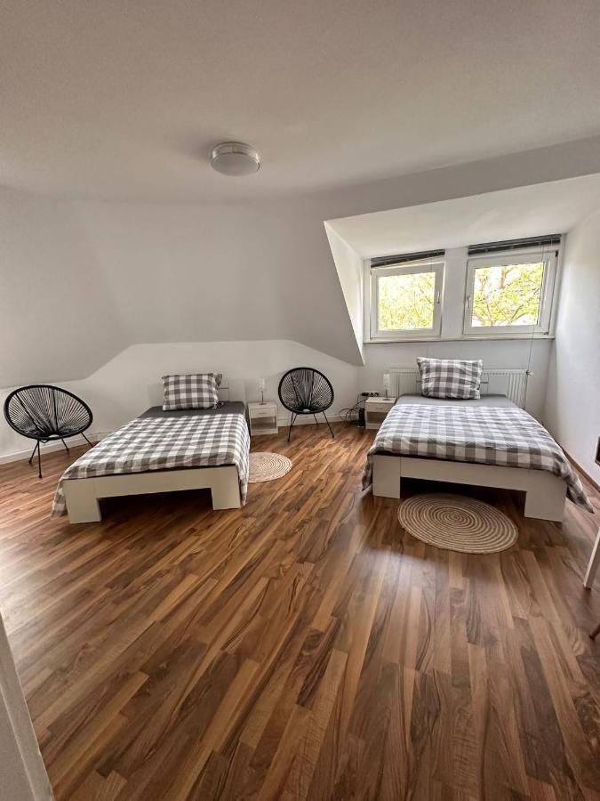 Zimmer Im Zentrum - In Der Naehe Zum Hauptbahnhof Paderborn Bagian luar foto
